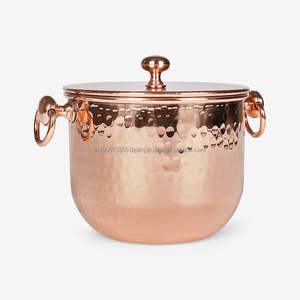 Enfriador de Vino y Champán de Metal con Asa Francesa Antigua para Fiestas en Interiores y Exteriores, Cualquier Tipo de Ocasión y Completamente Personalizado - Product Image 1