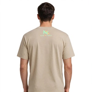 T-shirt personnalisé à motif graphique HI pour homme, avec citation positive, rayé, col rond, logo brodé, vente en gros d'usine OEM - Product Image 3