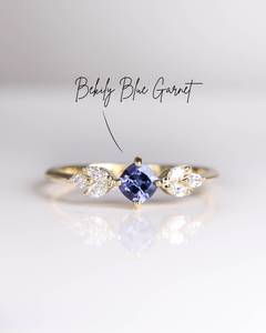 Anillo de Granate Azul Bekily con Diamante Marquise en Oro Amarillo, Engaste de Flor, Anillo de Compromiso Romántico para Mujer con Gema - Product Image 1