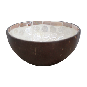 Auténtico Tazón Vietnamita de Coco - Incrustaciones Florales de Perlas - Artesanía Tradicional de Lacado - Product Image 2