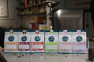 กาแฟเมล็ดดัลคาคอน คั่วเข้มเกรดพรีเมียม รสขมเข้มข้น กลิ่นช็อกโกแลตเข้มข้น ออร์แกนิค ความชื้น 5% บรรจุถุง - Product Image 3