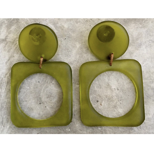 Pendientes de Resina de Moda para Mujer a Precio Accesible, Disponibles en Grandes Cantidades y Alta Demanda - Product Image 2
