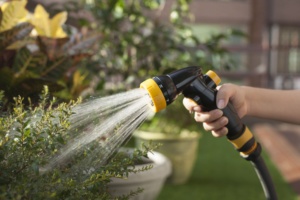 Rociador de Jardín de ABS+TPR para Limpieza de Patios y Ducha para Mascotas, Mango Ergonómico, Múltiples Patrones de Rociado - Product Image 2