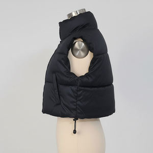 Chaleco acolchado negro sin mangas para mujer, cuello alto, cierre de cremallera, chaqueta cálida de invierno, corta, gruesa, con relleno de poliéster - Product Image 2