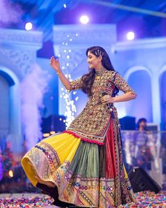Conjunto de Lehenga Choli con Estampado Multicolor Especial para Navratri, con Trabajo de Espejos Reales, Lehenga de Algodón Muslin, Diseño de Garba Dandiya - Product Image 2