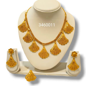 AWAIS HOUSE Collier Hiphop en laiton plaqué or 6 grammes avec diamant serti griffe infini, pour femmes africaines, idéal pour fiançailles et mariages - Product Image 1