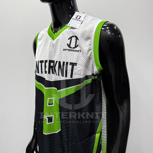 Uniforme de Baloncesto para Hombre, Corte Ajustado, Colores y Tallas Personalizables, Poliéster Transpirable de Secado Rápido - Product Image 4