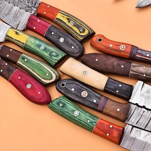 Vente en gros de couteaux de chasse en acier damas fabriqués à la main |   Couteaux de brousse et de dépecage à lame fixe personnalisés |   Fabricant OEM ODM - Product Image 3