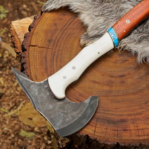 Hacha de doble cabeza de acero de Damasco forjado a mano con mango de madera de palisandro y funda de cuero, calidad industrial, hacha personalizada OEM - Product Image 4