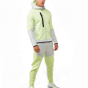 Nuevos Conjuntos Deportivos Personalizados de Alta Calidad para Hombre, Resistentes al Viento, en Color Sólido, de Poliéster/Algodón con Forro Polar - Product Image 1