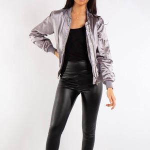 Veste en satin pour femme au style unique, prix de gros, logo personnalisé, streetwear, veste en satin tendance pour femme, service OEM - Product Image 3
