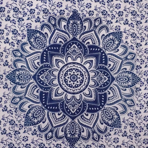 Tapiz Ombre Étnico Mandala, Hermoso Póster Pequeño de 40*30 cm, Decoración Hippie de Algodón para Colgar en la Pared o Mesa, Impreso por Artistas Indios - Product Image 1