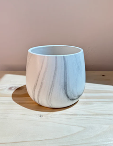 Vases et pots à fleurs de luxe en marbre blanc sculpté à la main, écologiques, durables, de style traditionnel pour la maison et le jardin (intérieur/extérieur) - Product Image 3