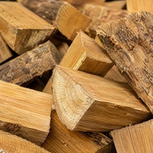 Bois de chauffage séché de qualité supérieure pour poêles à bois et cheminées, offrant une chaleur fiable et un allumage facile - Product Image 2