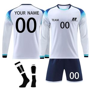 Maillots de football d'été personnalisés en gros, respirants, à séchage rapide, 100 % polyester, col en V, manches courtes, ensembles d'uniformes d'équipe - Product Image 5