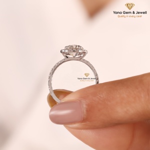 แหวนเพชรทรงกลมสวยงามคลาสสิก น้ำหนัก 1.50 กะรัต สี D ความสะอาด VVS2 ทองคำแท้ 14K เพชร CVD ผลิตในห้องปฏิบัติการ รับรองโดย IGI - Product Image 4