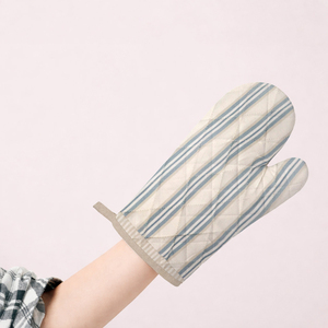 ถุงมือกันความร้อนสำหรับเตาอบ ลายเส้นย้อมสีอย่างมืออาชีพ คุณภาพสูง สำหรับครัว จากผู้ผลิตในอินเดีย - Product Image 2