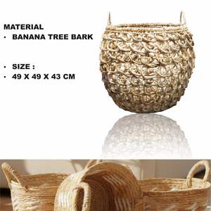 Artesanía en Corteza de Árbol de Plátano GENTONG OWOL - Product Image 2