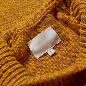 Suéter de punto suave con cuello simulado, ribete acanalado y ajuste cómodo para capas de ropa a juego con la temporada. - Product Image 6
