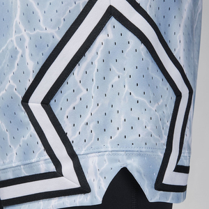 Shorts de basket-ball unisexes, sur mesure, imprimés, 100% polyester, look tendance, confortables, respirants, entièrement personnalisés - Product Image 5