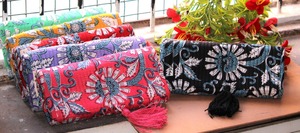 Cartera y Bolso de Mano Acolchado de Algodón Kantha con Estampado Floral, Estilo Bohemio, Hecho a Mano, con Cierre de Botón para Guardar Joyas - Product Image 5