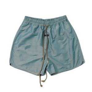 Shorts de sport décontractés pour hommes, personnalisés, mi-longs, anti-plis, séchage rapide, respirants, en polyester uni avec cordon de serrage - Product Image 3