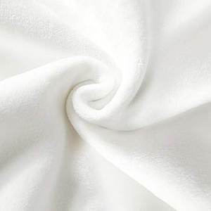 Sudadera con Capucha Unisex, Estampado de Plumas en Blanco y Negro, Corte Regular, Informal, Tejida en Poliéster, para Otoño - Product Image 5