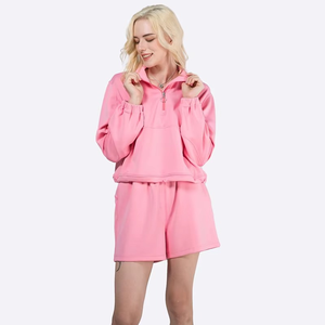 Ensemble décontracté pour femme : survêtement en maille avec pull à col zippé et manches longues, et short de détente – Ensemble deux pièces - Product Image 4