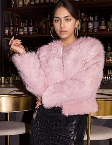 เสื้อโค้ทขนสุนัขจิ้งจอกแท้สำหรับผู้หญิงฤดูหนาว ขายส่งจากโรงงาน รับผลิตตามแบบ ขนสัตว์ธรรมชาติ  เสื้อแจ็คเก็ตขนฟูเลียนแบบคุณภาพสูง ไซส์ใหญ่ - Product Image 4