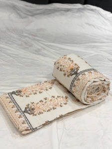 Designer Pure Malmal Mulmul Cotton Dohar Fabric Peach <b>Floral</b> Border Print Summer Bedding Material Washable Breathable - Product Image 5