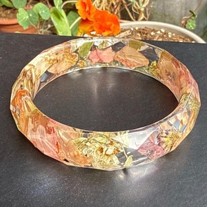 Handmade Resin <b>Bangles</b> with Real Dried Flowers Artistic Hand-painted Fashion Angel <b>Love</b> Style Jewelry Lovers Designer - Product Image 6