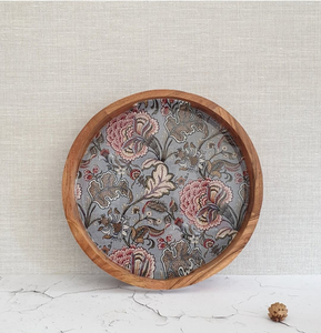 Plateau décoratif rond en bois avec motif floral pour table à manger, style ferme moderne, pièce unique - Product Image 6