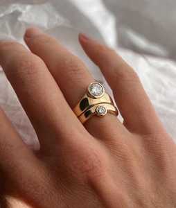 Bague de fiançailles en diamant, sertie clos, dôme délicat, minimaliste, fluide, taille ronde, diamant de laboratoire, moderne, alliance signet, or massif 14K 18K - Product Image 6