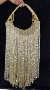 Bolso único con cuentas, bolso POTLI, presenta un diseño artesanal adornado con perlas brillantes y elegantes borlas colgantes. - Product Image 6