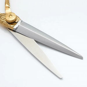 Tijeras de peluquero de corte de pelo profesional CNC con tijeras de peluquería Premium Japan VG10 para salón - Product Image 2