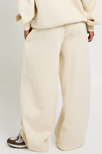 Pantalones de chándal anchos color crema para mujer, de corte holgado, cintura alta, pierna recta, para descanso o deporte, al por mayor - Product Image 2
