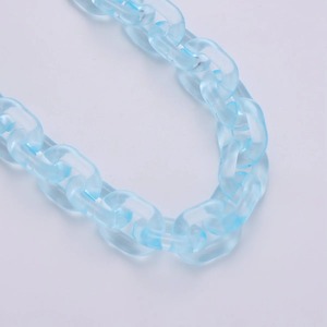 Porte-clés en résine à maillons, forme irrégulière, bleu transparent, artisanat tendance - Product Image 1