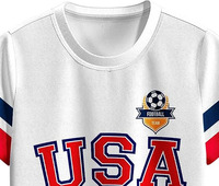 Nouveaux ensembles de maillots de football pour enfants Garçons Filles Blanc Rouge Bleu Drapeau sublimé Marque personnalisée Boîte cadeau Été Séchage rapide