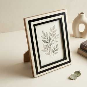 Cadre photo en résine et os incrustés multicolores de qualité supérieure, motif mosaïque artistique fait main, dimensions et support de table personnalisables - Product Image 2