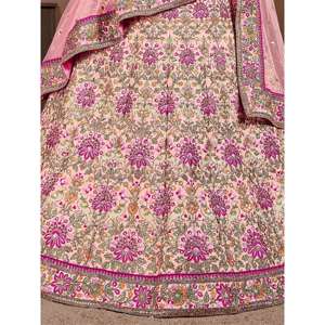 ชุดเจ้าสาวสีพีชปัก - Product Image 1