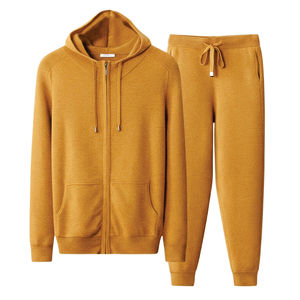 Ensemble de survêtement décontracté personnalisé pour fabricants, avec sweat à capuche zippé court et effet usé, et pantalon de survêtement évasé, style streetwear orné de strass - Product Image 1