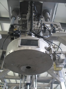 Machine de remplissage aseptique électrique à grande <span class=keywords><strong>échelle</strong></span> pour sacs en plastique de grande taille, tête unique, semi-automatique, pour boissons et pâte de tomate - Product Image 4