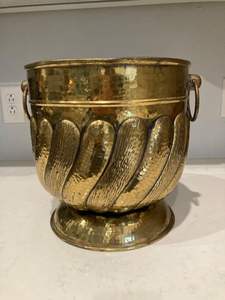 Jardinière ronde en métal pour la décoration moderne de la maison, les projets de jardinage et les aménagements paysagers commerciaux - Product Image 5