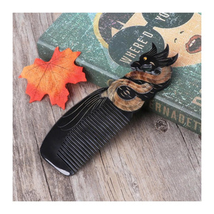 Cadeau pour elle : Peigne en corne naturelle de buffle, fait main, avec manche en plumes, Boutique Vietnam 99 GD – Idéal pour anniversaire ou fête des Mères - Product Image 6