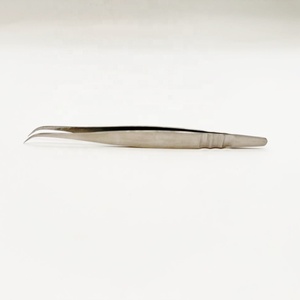 High Quality Custom Logo Pointed Tip Eyelash Tweezers Japanese Stainless Steel Isolation Lash Tweezers - Product Image 5