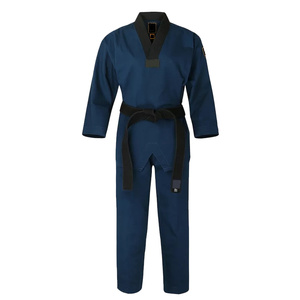 Uniforme de Taekwondo Rouge en Gros Prêt à Expédier – Combinaison Unisexe Adulte Durable pour l'Entraînement avec Ceinture Noire et Logo AS-TG-105 - Product Image 4