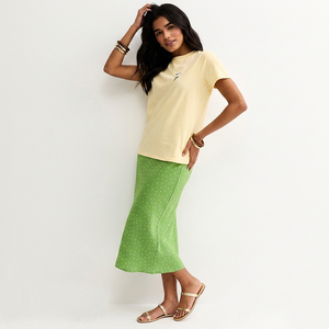 Camisetas de Mujer Bordadas en Amarillo Claro al por Mayor, Camisetas Transpirables de Alta Demanda para Mujer, Camisetas de Manga Corta para Mujer - Product Image 6