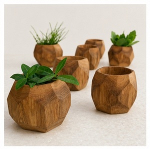 Maceta de Madera Geométrica Hecha a Mano al por Mayor para Suculentas, Mini Maceta Ecológica de Madera Maciza para Interiores, Hogar y Jardín - Product Image 1