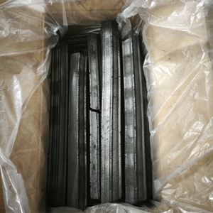 Briquettes de charbon de bois activé compressé à haute teneur en carbone, combustible pour barbecue à combustion longue durée - Product Image 3