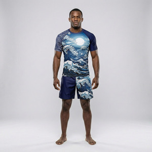 Ensemble Rash Guard à Manches Courtes pour Homme avec Imprimé Vague par Sublimation, Séchage Rapide, 100% Spandex Polyester, Short MMA et Rash Guard - Product Image 1